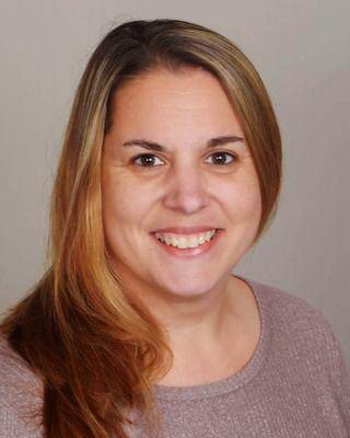 Photo of Rochelle Edwards, PMHNP-BC